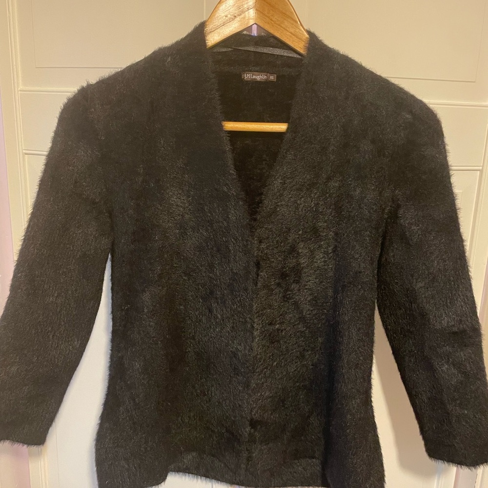 SOFTEST blk Crop J McLaughlin XS